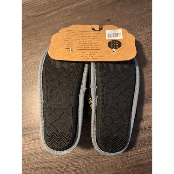 HUU women’s size 7-8 slippers - Picture 3 of 3